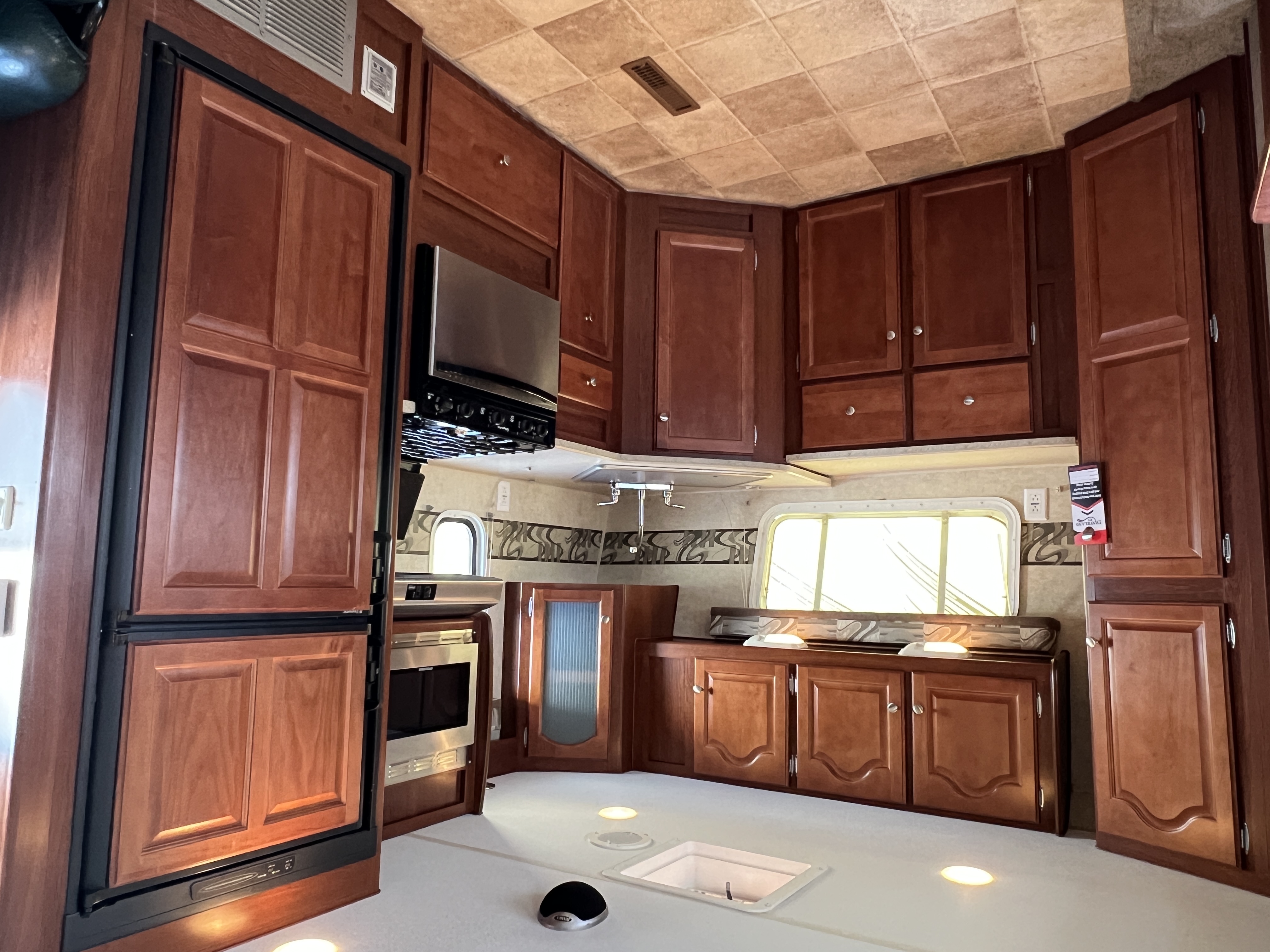 2009 FOREST RIVER PROWLER 280FKS - Image 9