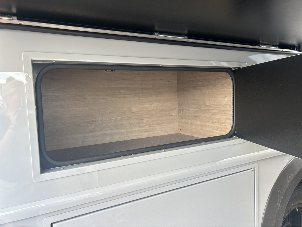 2026 GRAND DESIGN LINEAGE SERIESF 31ZW - Image 6