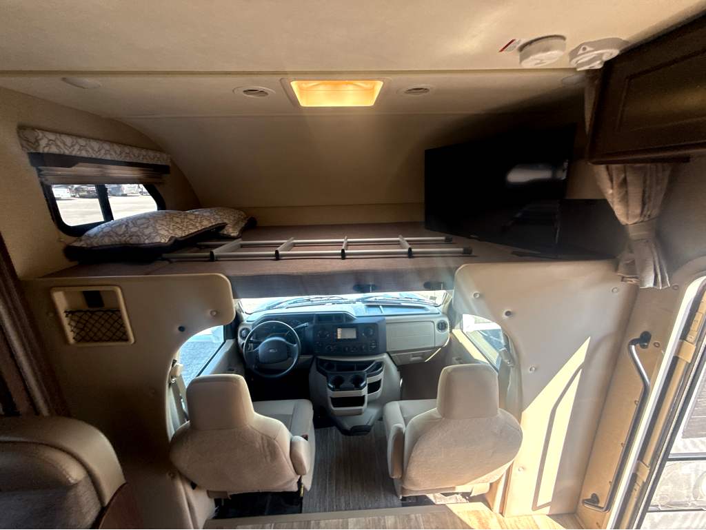 2019 Thor Motor Coach FREEDOM ELITE 24HE - Image 12