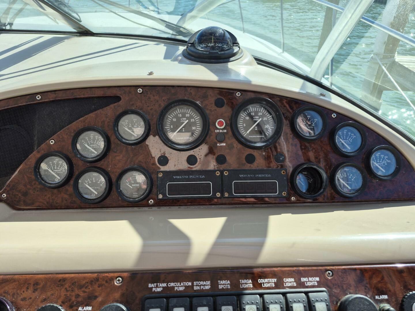 2004 Riviera 4000 Offshore - Image 30