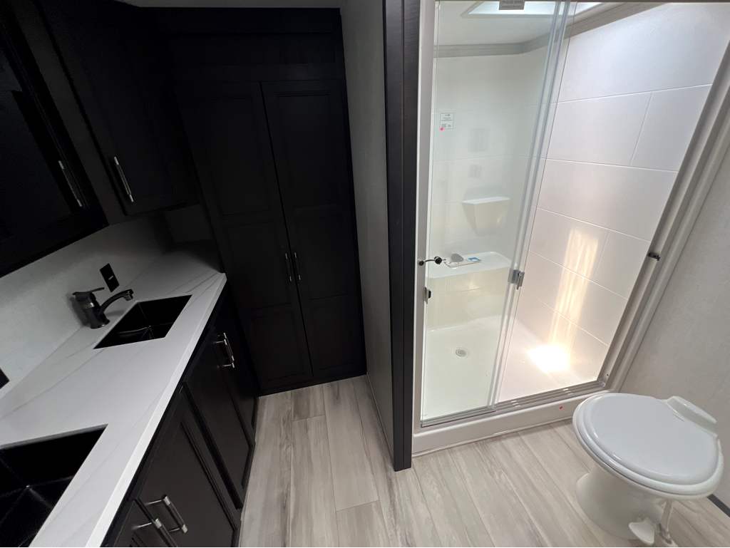 2025 Keystone ALPINE 3820FK - Image 20