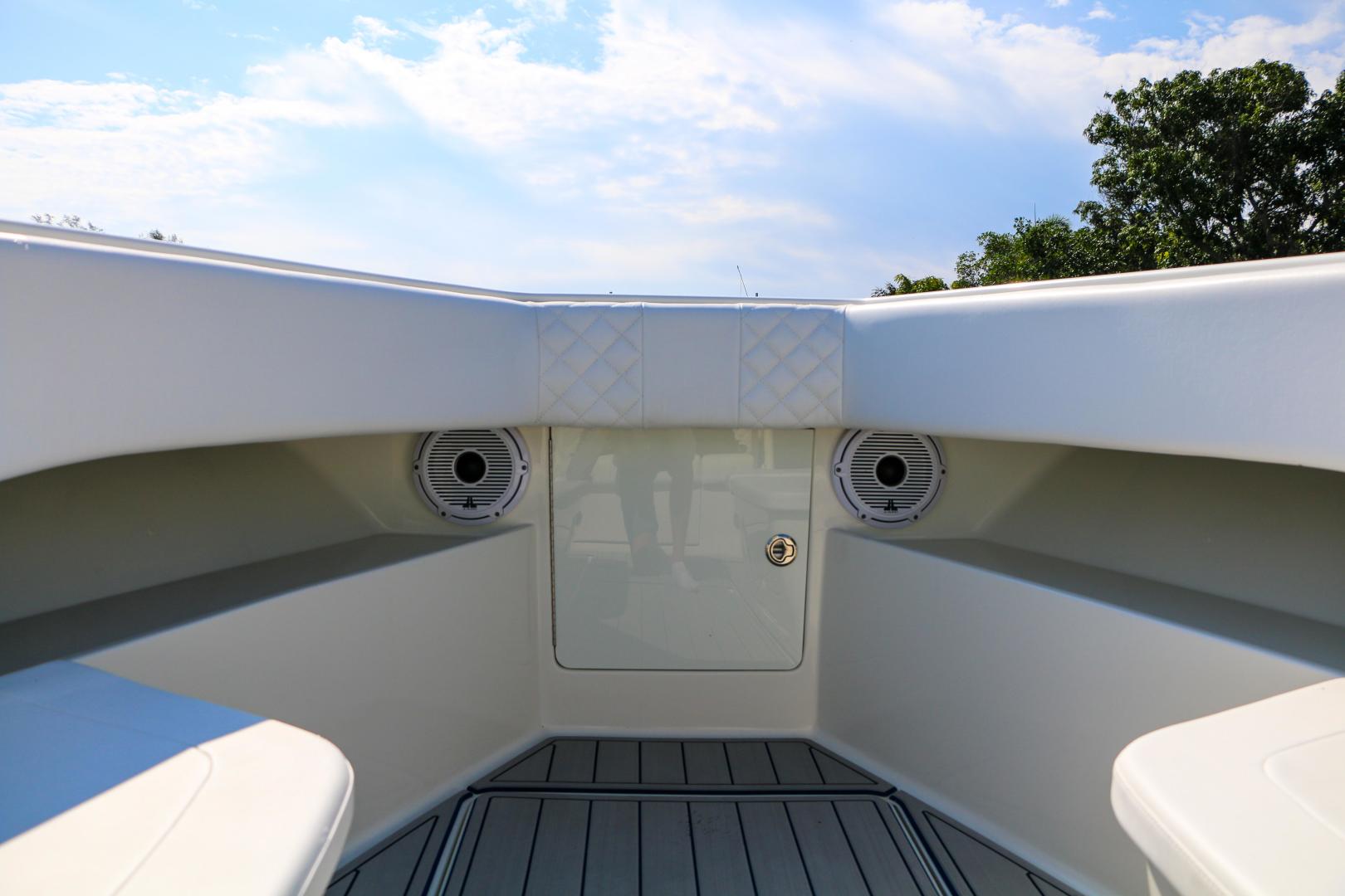 2016 SeaVee 390Z - Image 20