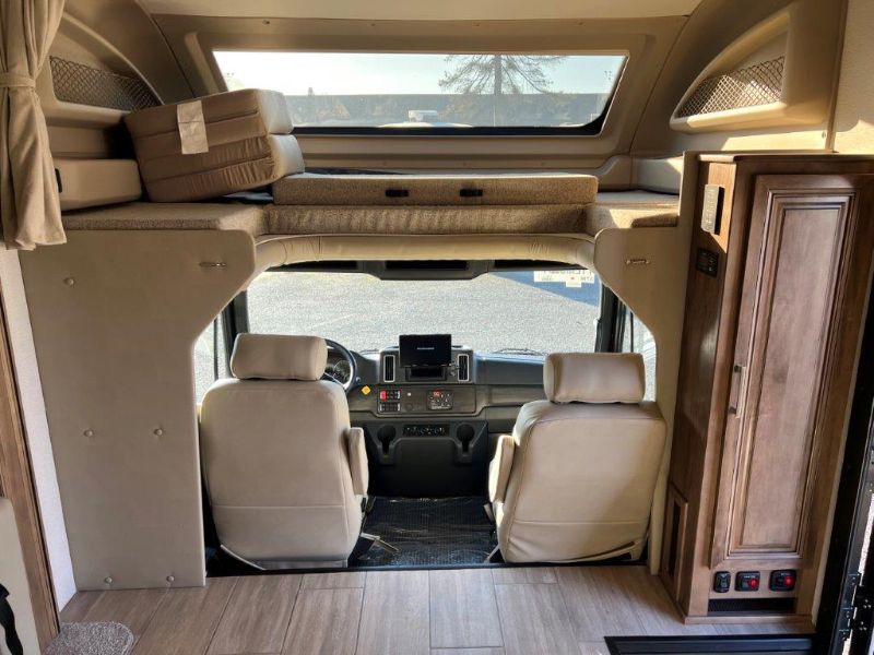 2026 Entegra Coach Accolade XL 37M - Image 16
