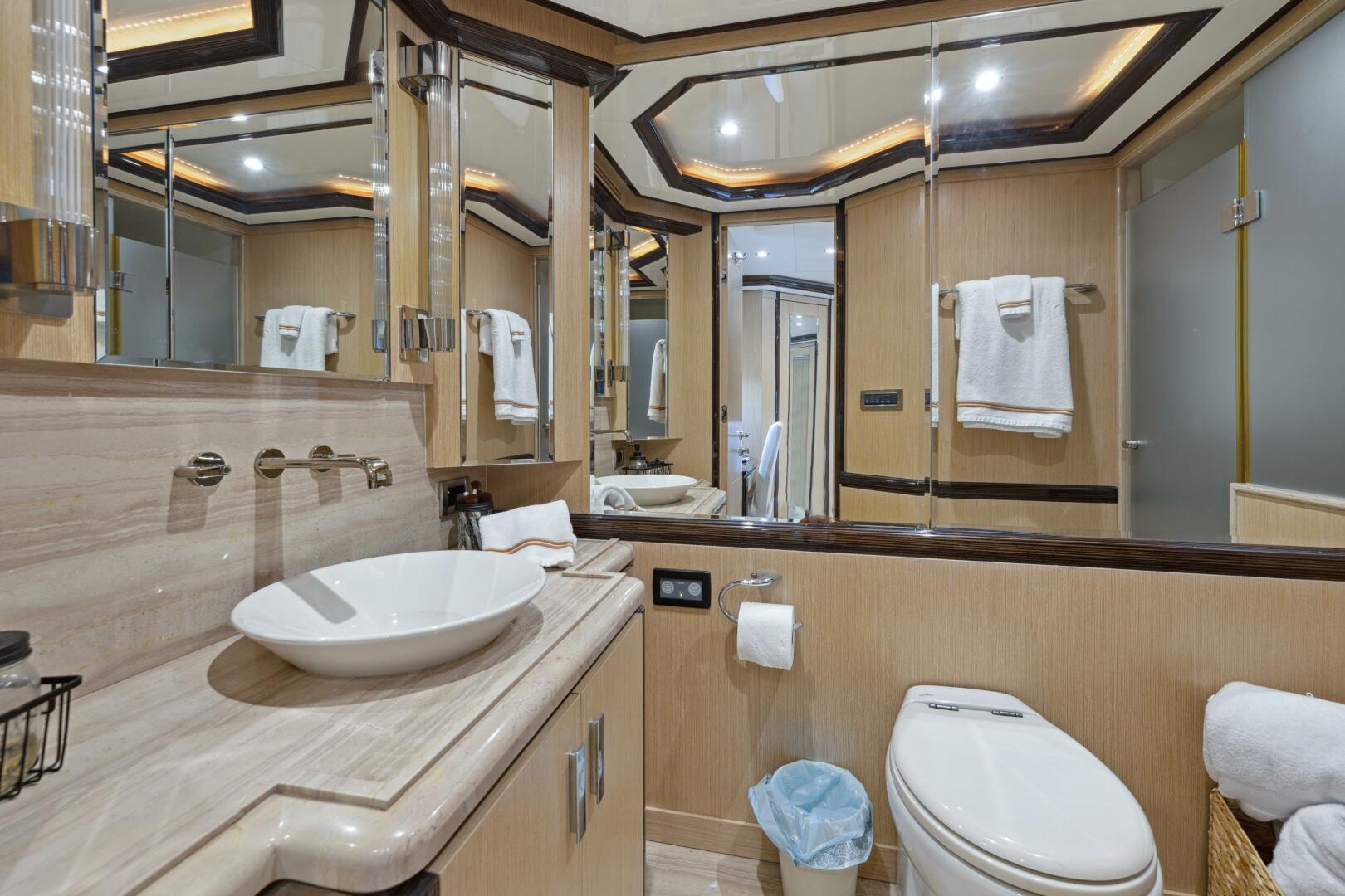 2010 Ocean Alexander 83 - Image 65