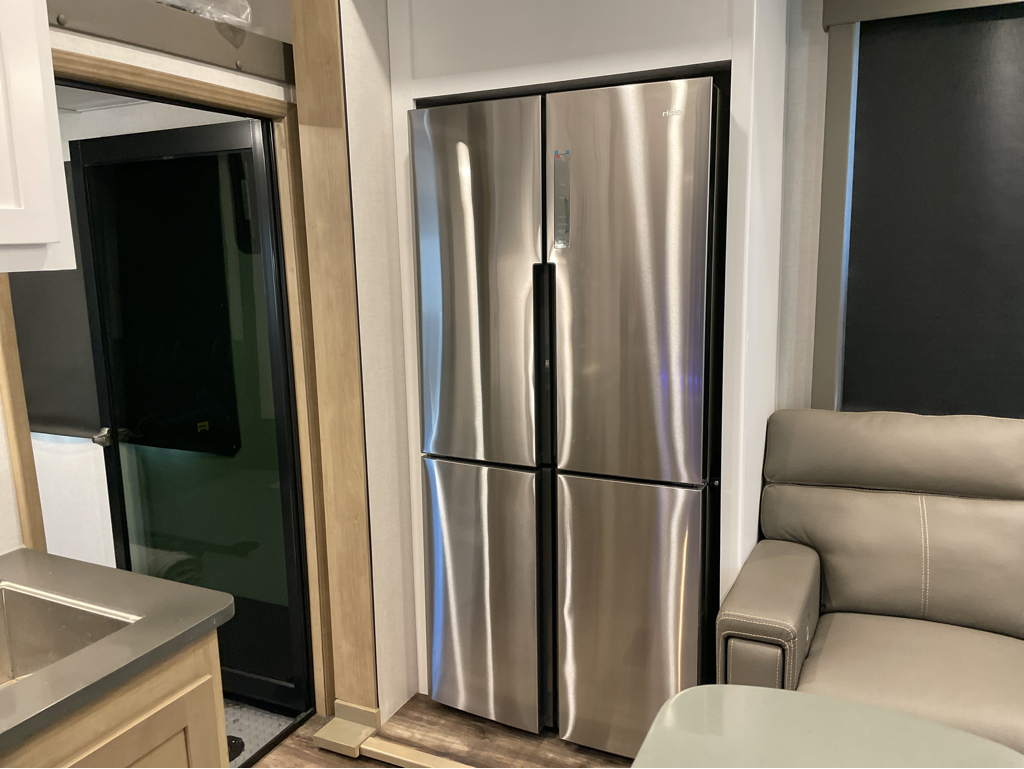 2023 Keystone Raptor 362 - Image 13