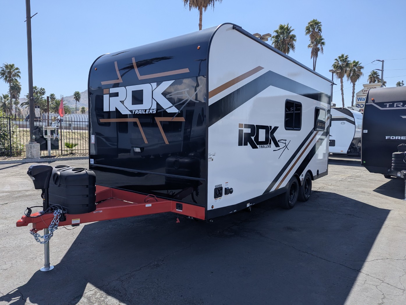 2027 IROK Trailers SX 1814 - Image 3