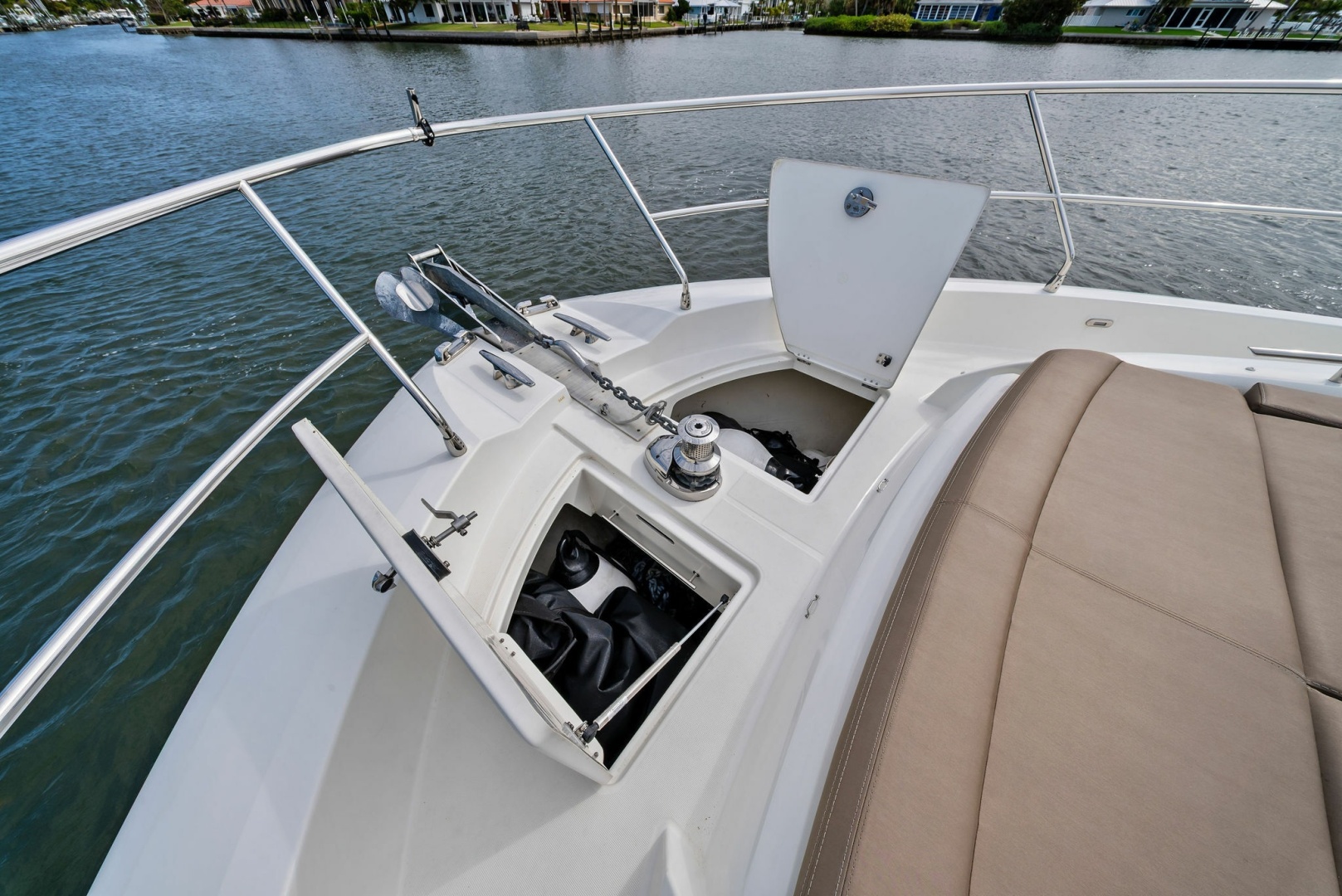 2015 Prestige 550 Base - Image 64