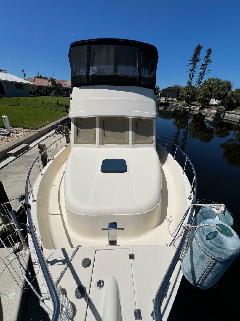 2005 Mainship 34 - Image 16