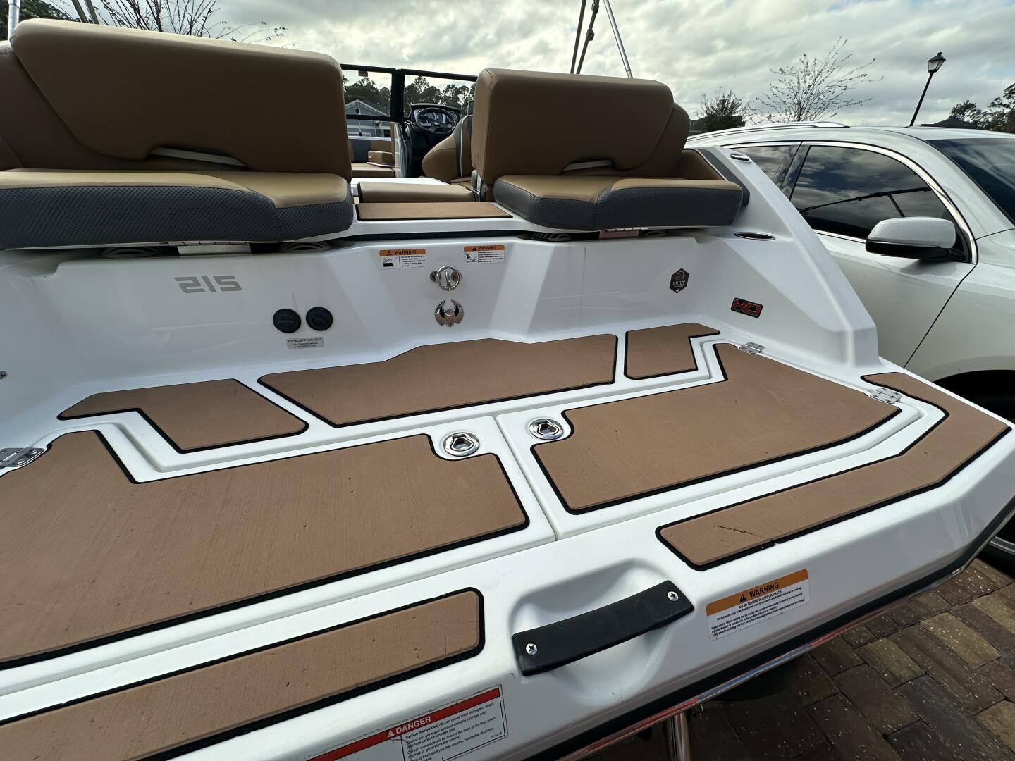 2021 Scarab 215 Base - Image 34