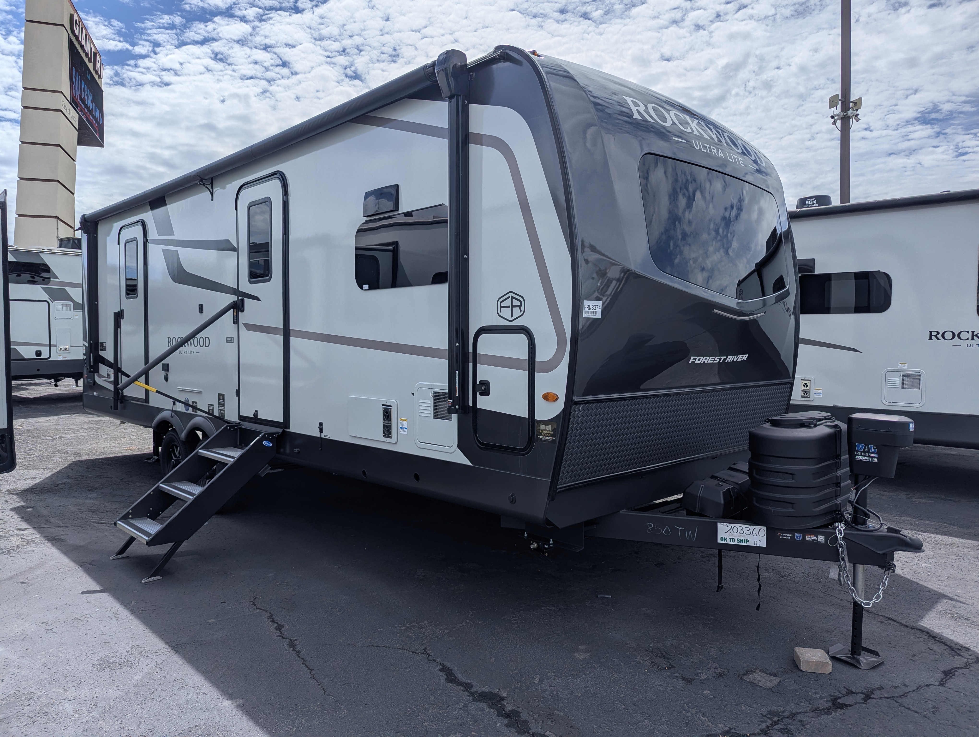 2027 Forest River Rockwood Ultra Lite 2608BS - Image 1