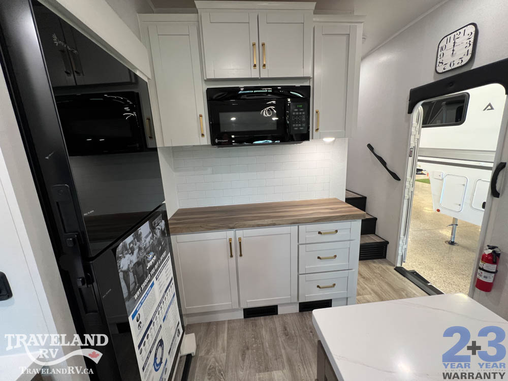 2027 Jayco Eagle 31RLT - Image 4