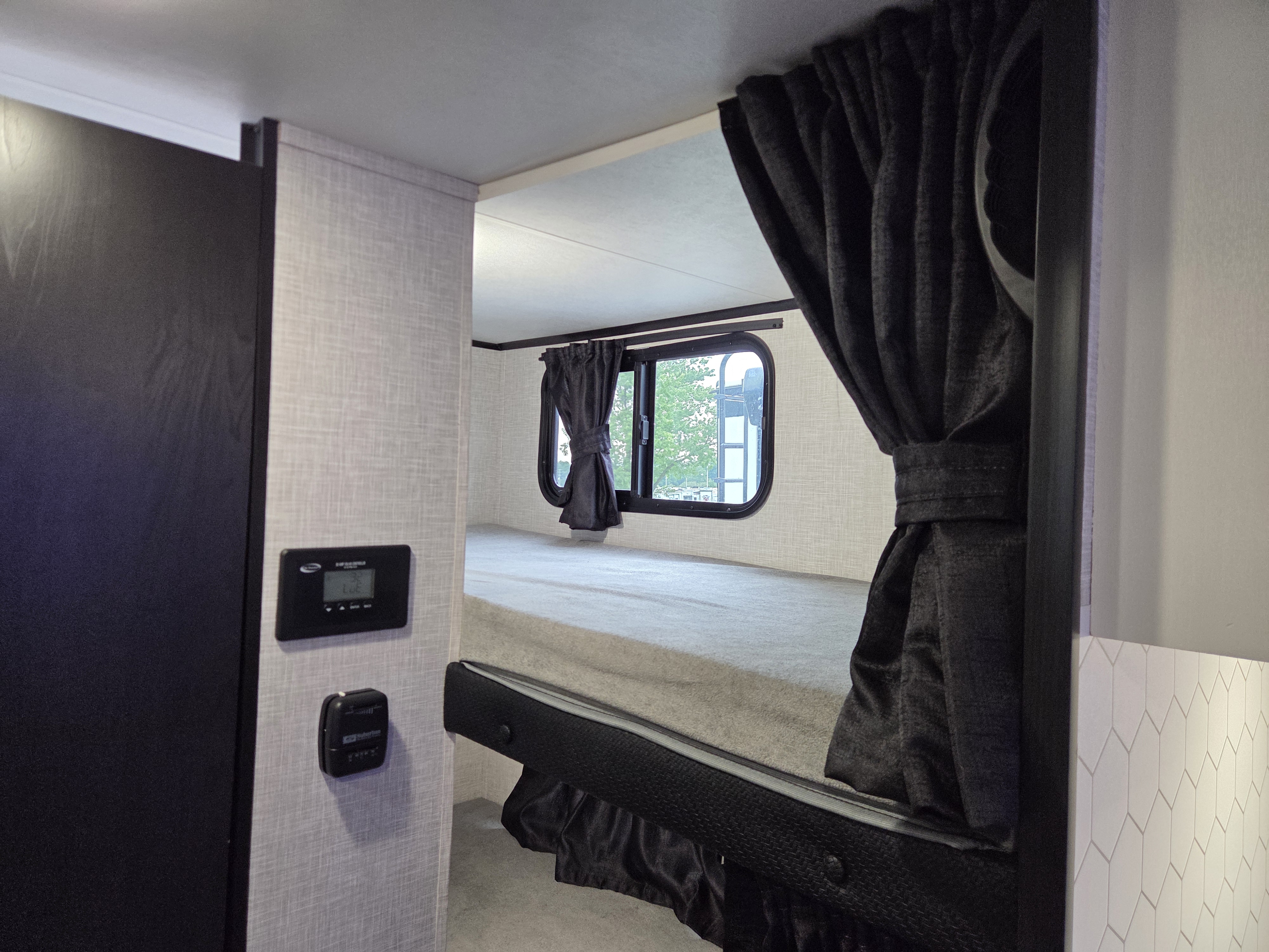 2025 Jayco Jay Feather Air 18MBH - Image 14