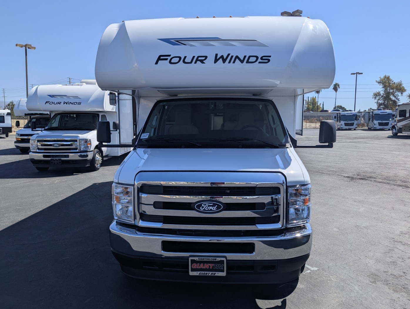 2027 Thor Motor Coach Four Winds 22Z - Image 2