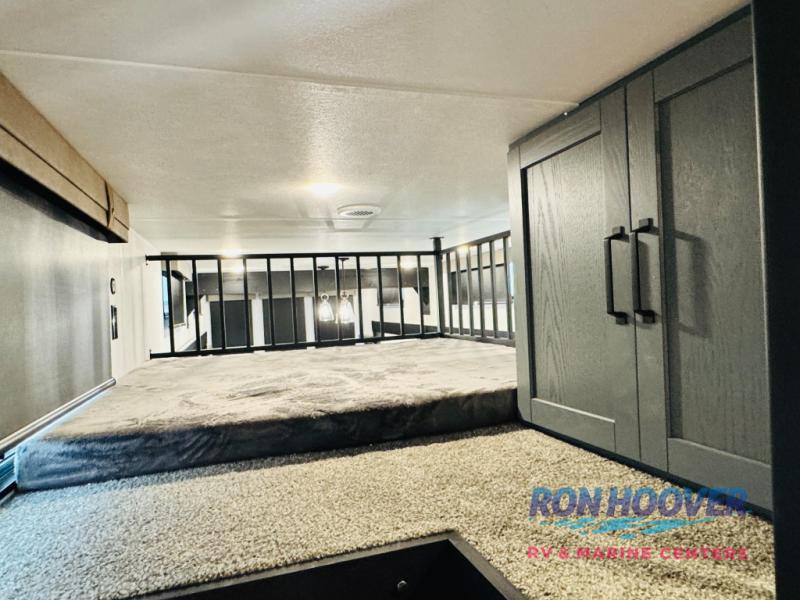 2026 PALOMINO 402LFT - Image 33