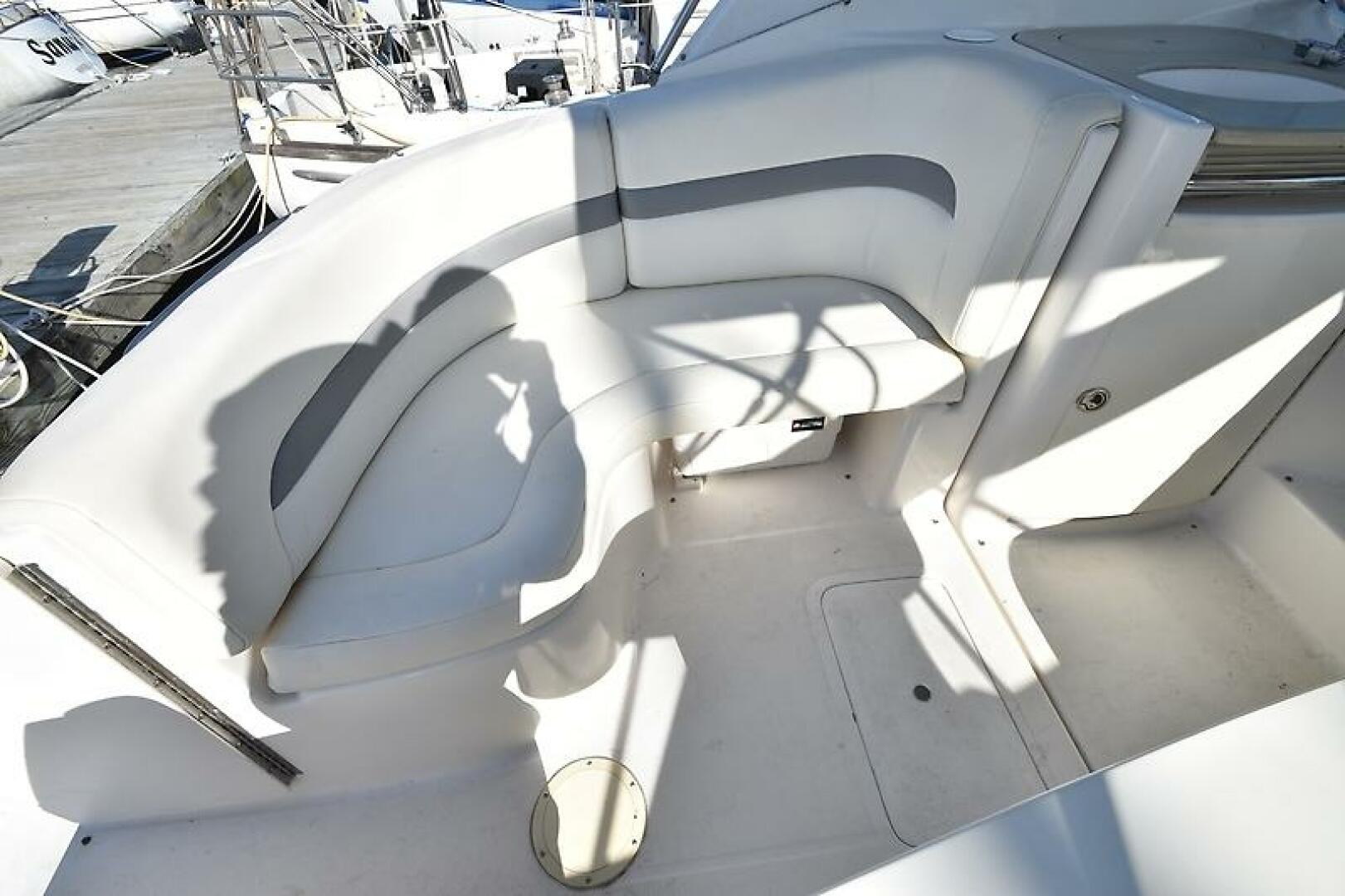 2003 Chaparral Signature 320 - Image 14