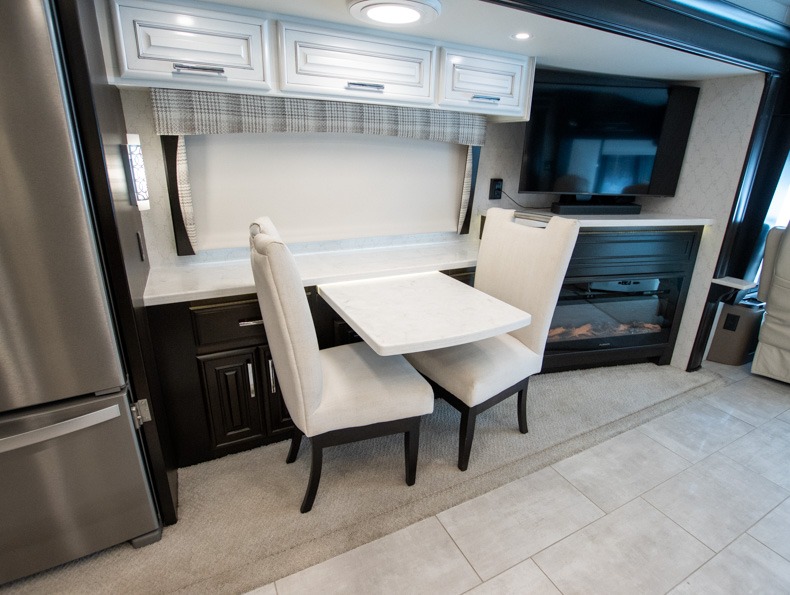 2022 Entegra Coach Anthem 44Z - Image 13
