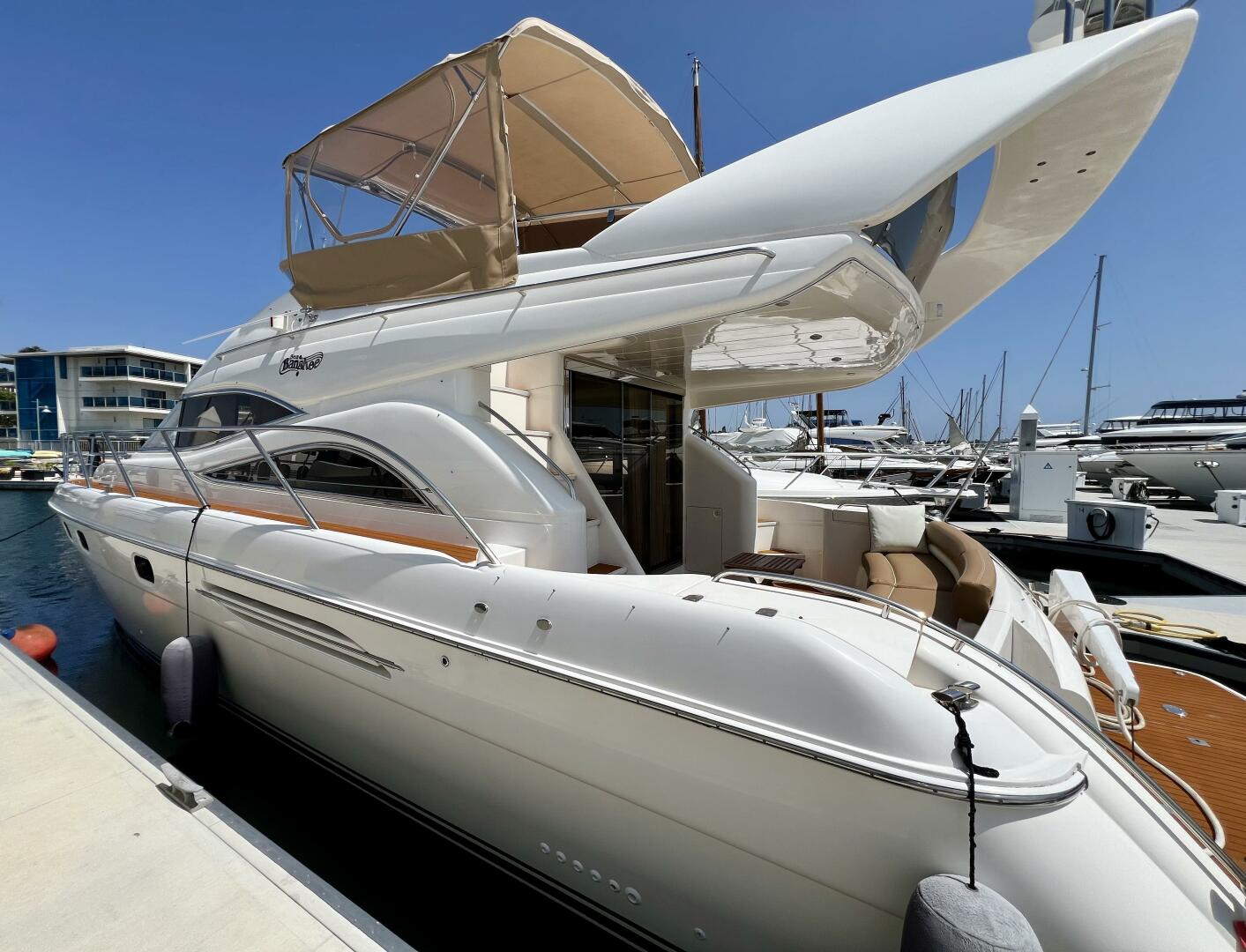 2000 Viking Princess 52 Flybridge - Image 5