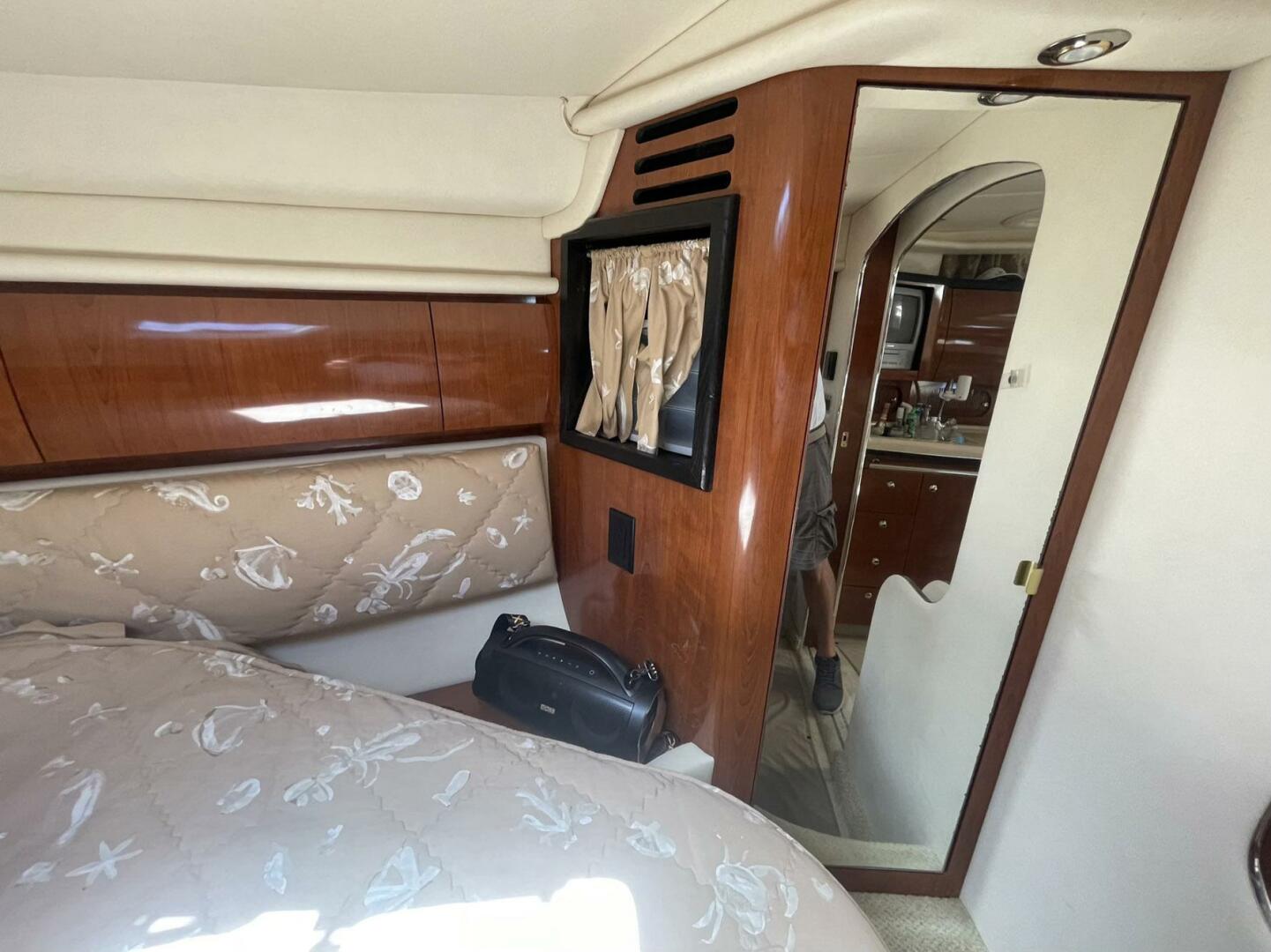2003 Sea Ray 360 Sundancer - Image 22
