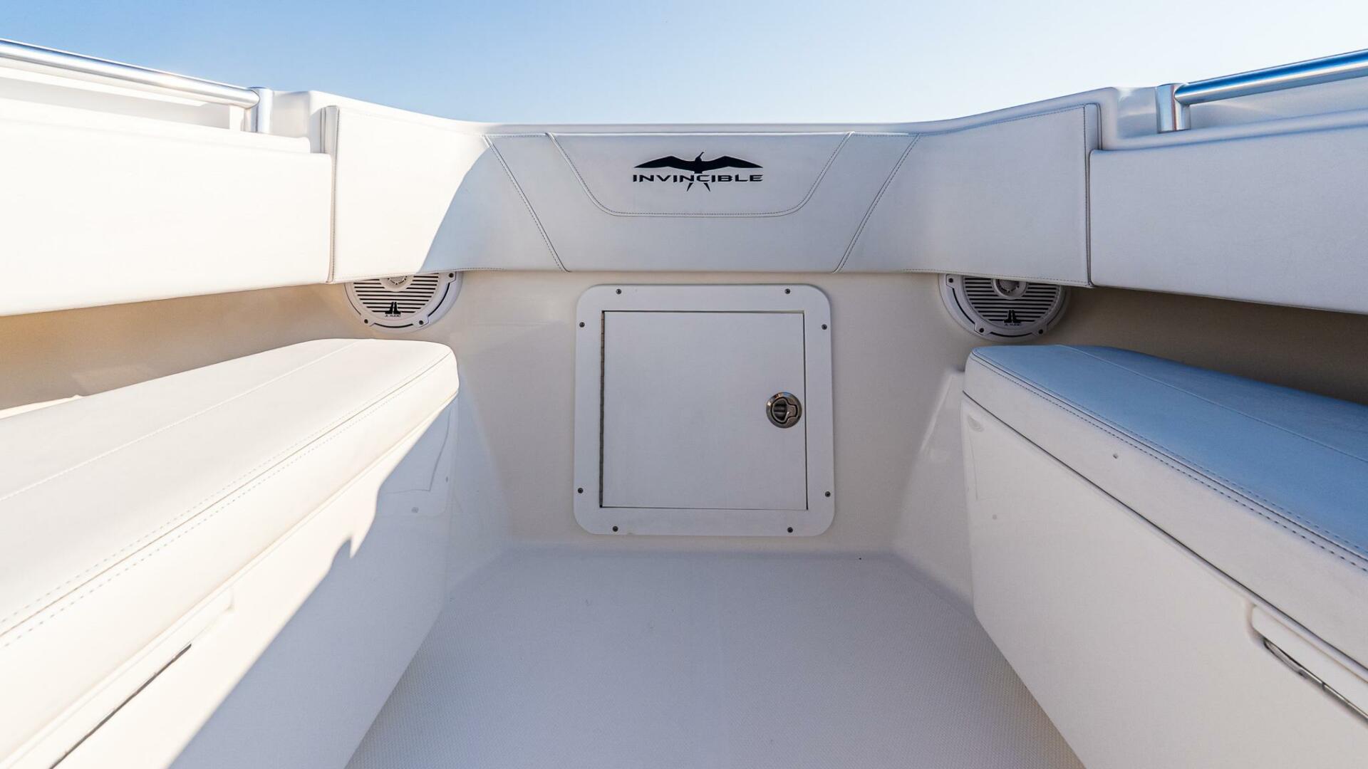2016 Invincible 33 Open Fisherman Base - Image 33