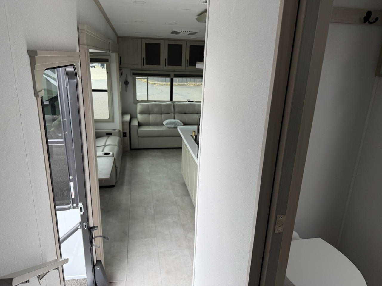 2026 Grand Design Solitude 310GK - Image 25
