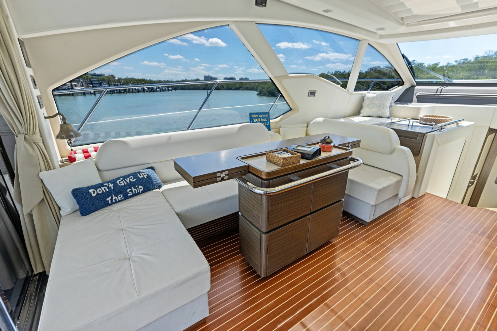 2015 Azimut 55S - Image 41