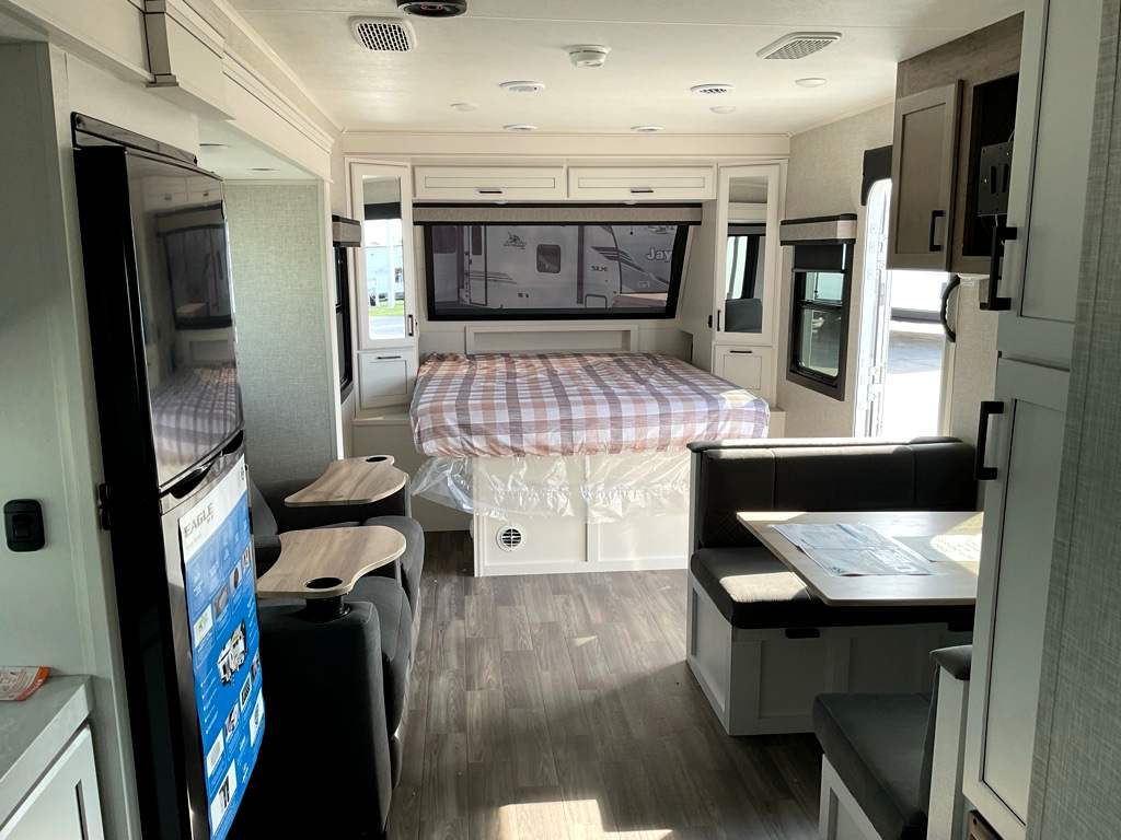 2025 JAYCO Eagle 230 MLCS HT - Image 22