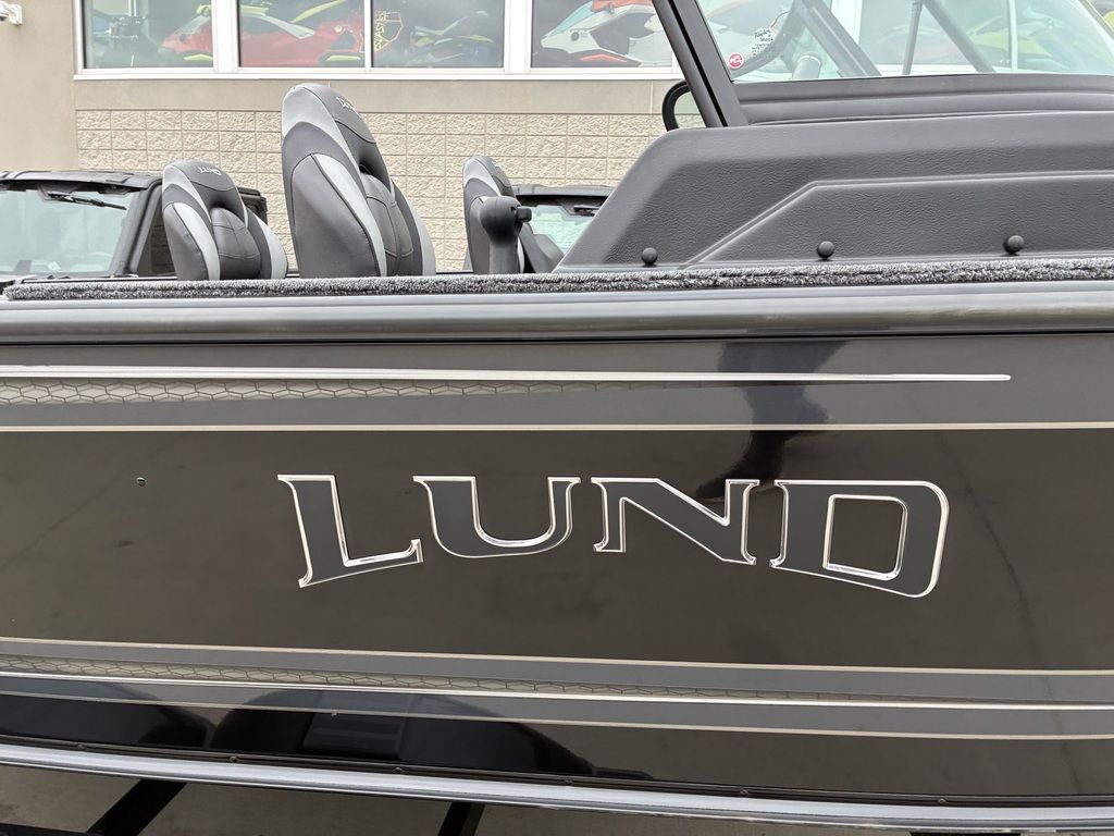2026 Lund 2075 Impact XS Sport - Image 5