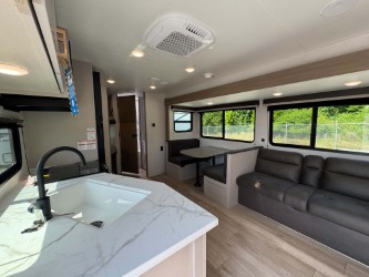 2027 Jayco Jay Flight SLX 261BHS - Image 12