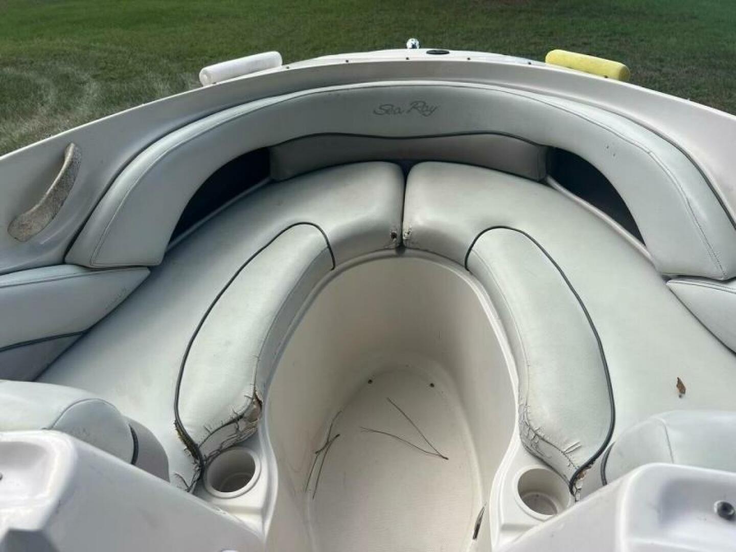 2003 Sea Ray 220 Bow Rider - Image 18