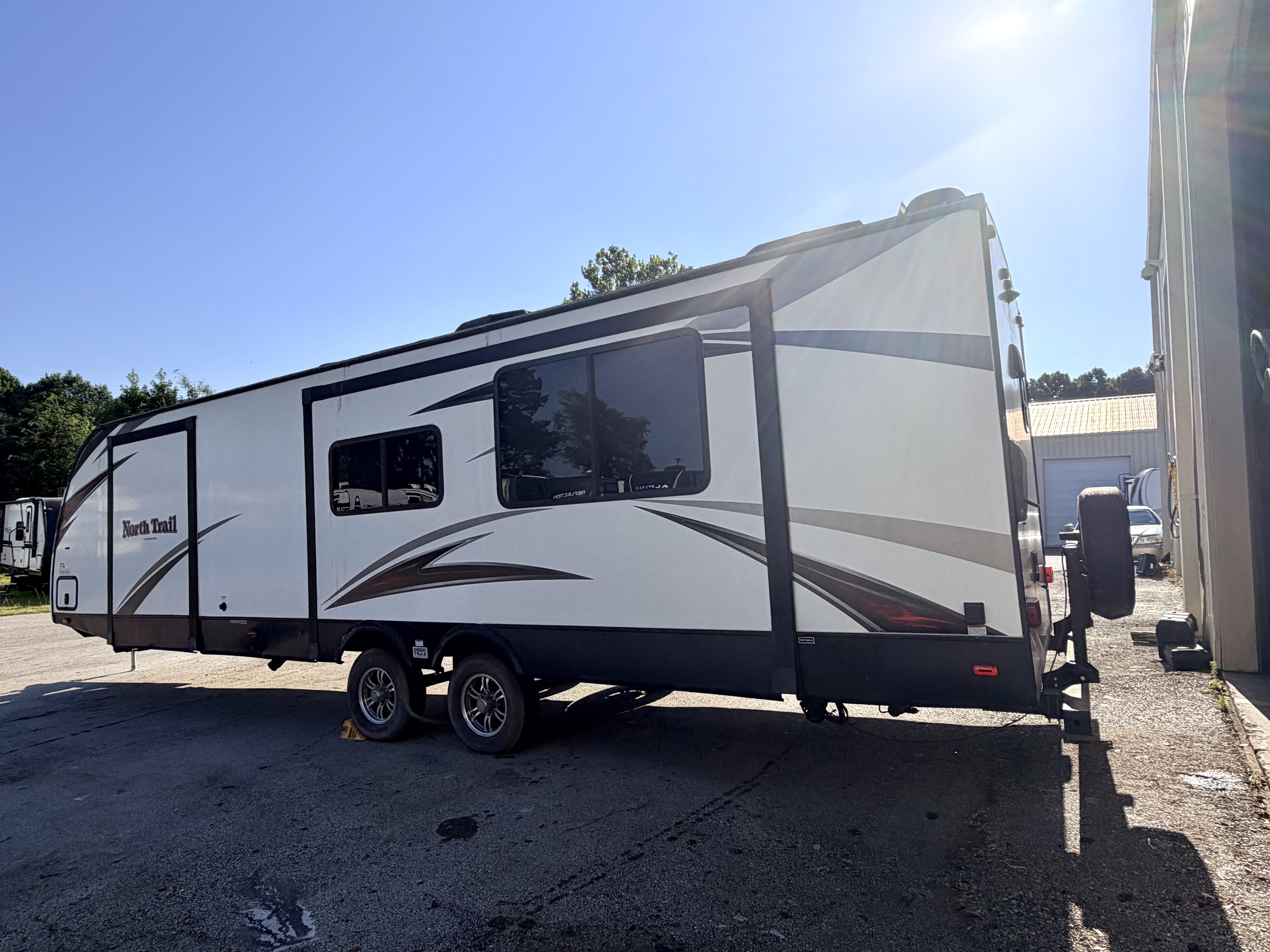 2018 Heartland North Trail NT KING 30RKDD - Image 5