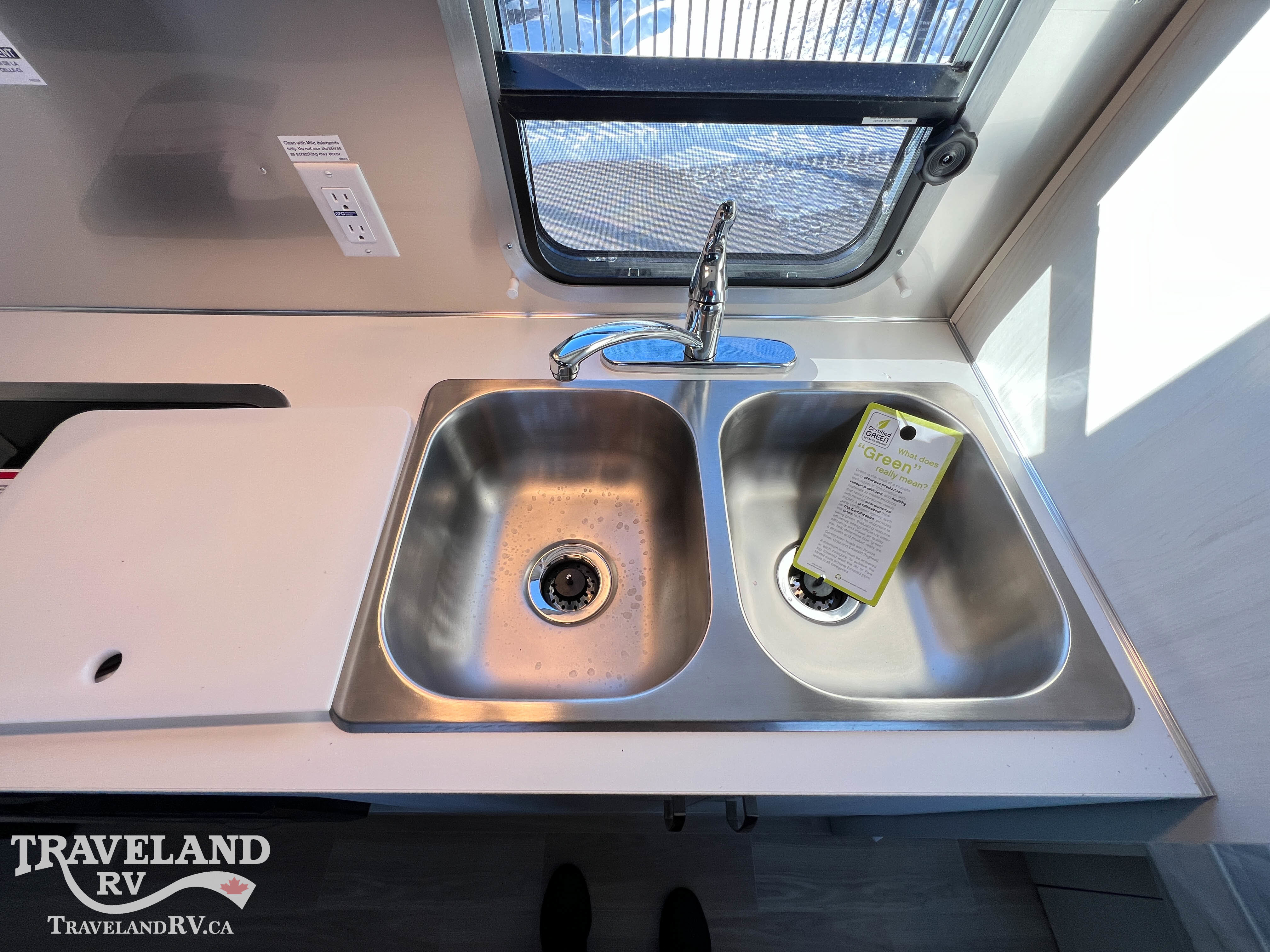 2026 Airstream Bambi 22FB - Image 17