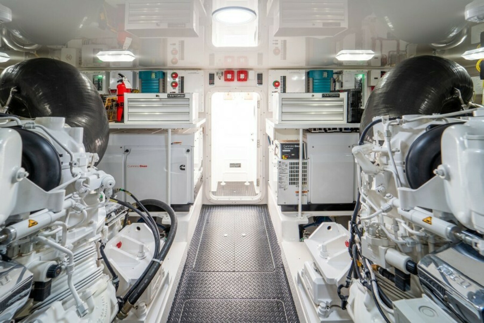 2018 Viking 72 Convertible - Image 50
