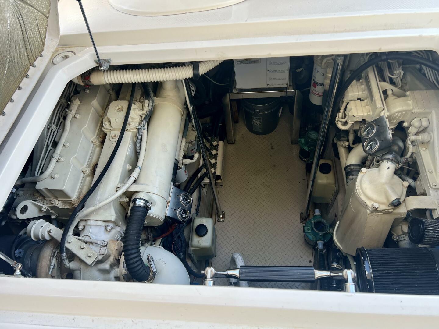 2004 Sea Ray 46 Sundancer - Image 6