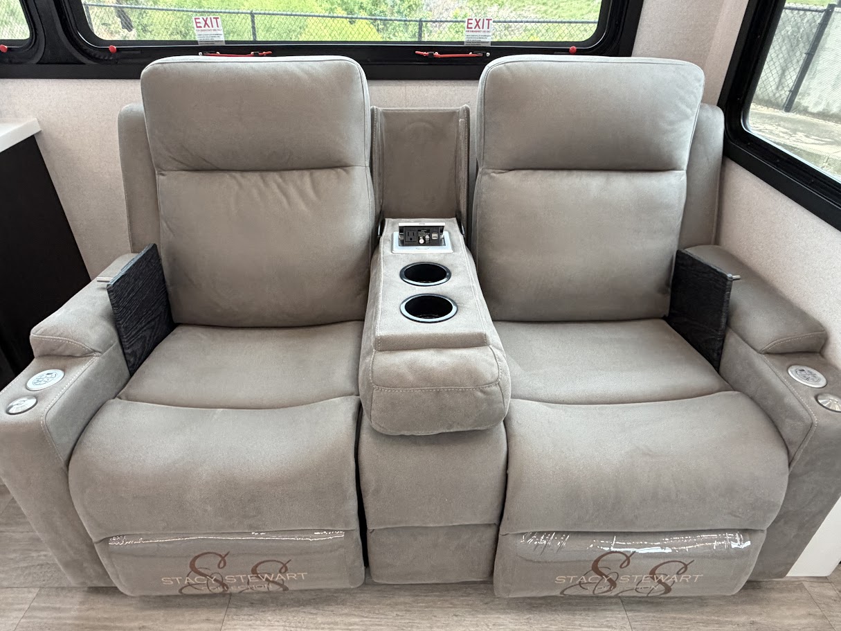 2026 JAYCO PINNACLE 36FBTS - Image 17