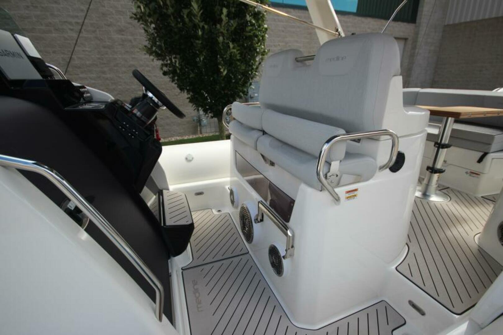 2024 Zodiac Medline 9 NEO - Image 58