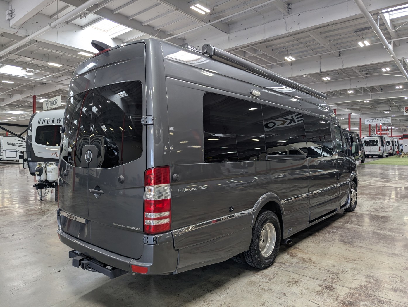 2016 Roadtrek CS Adventurous XL Edition - Image 6