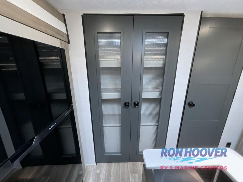 2025 FOREST RIVER 3400BH - Image 21
