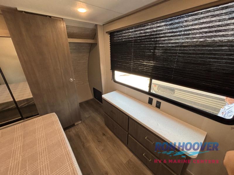 2026 COACHMEN CATALINA 343BHTSLE RHB - Image 5