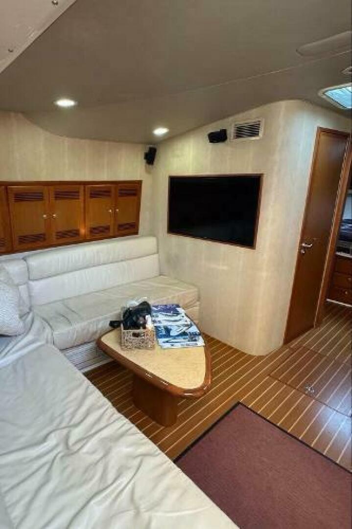 2004 Cabo 45 Express Los Suenos Edition - Image 15