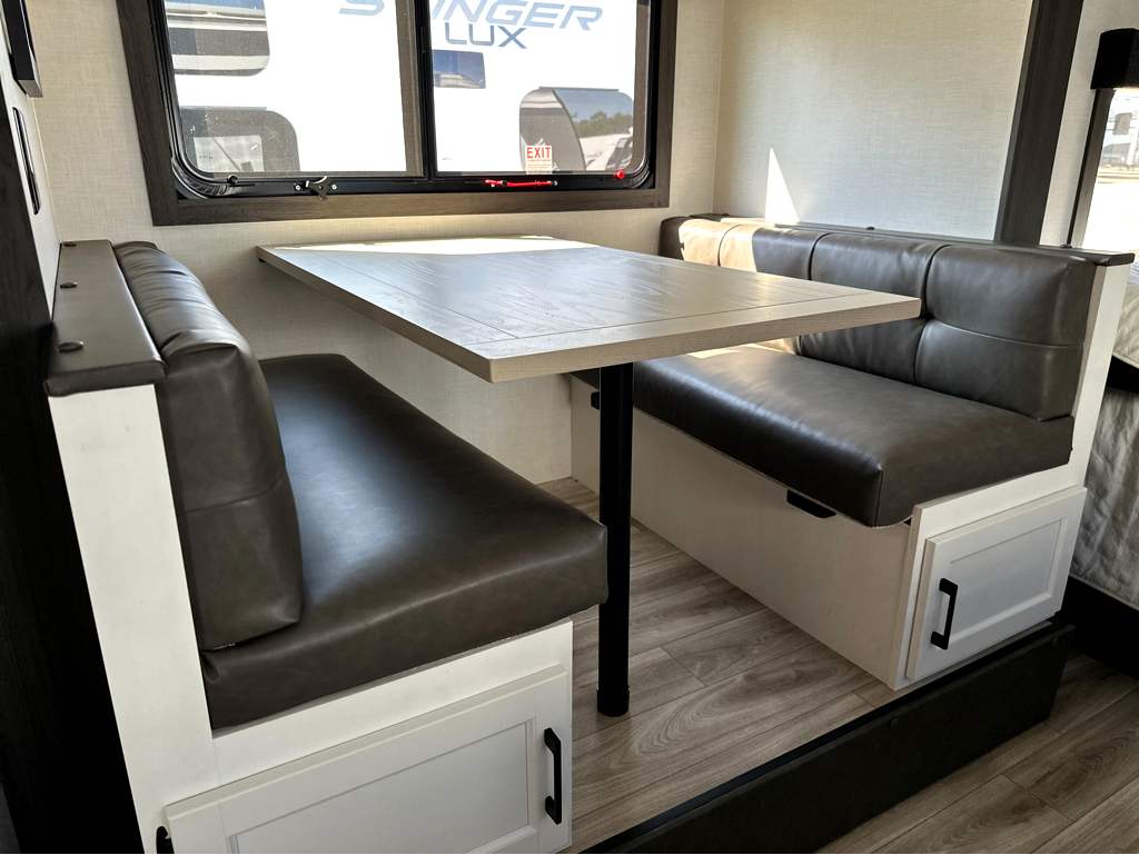 2027 VENTURE RV SPORTTREK STINGER 222VUD - Image 15
