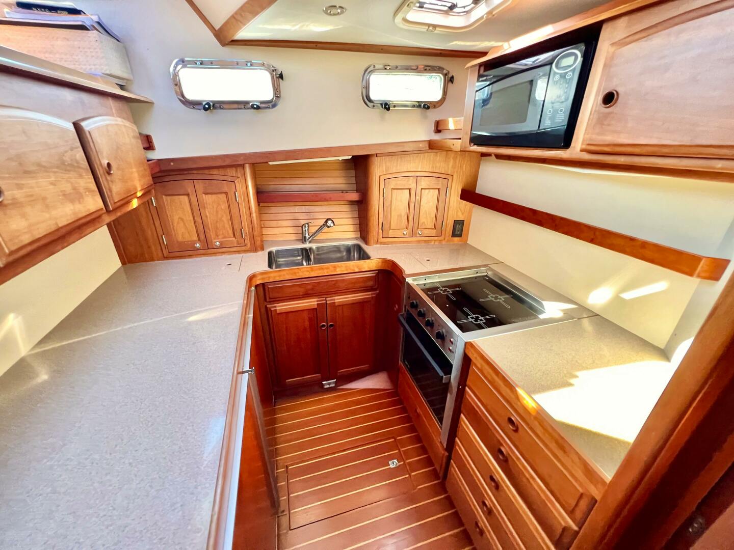 2001 Sabre Sabreline 47 Base - Image 19