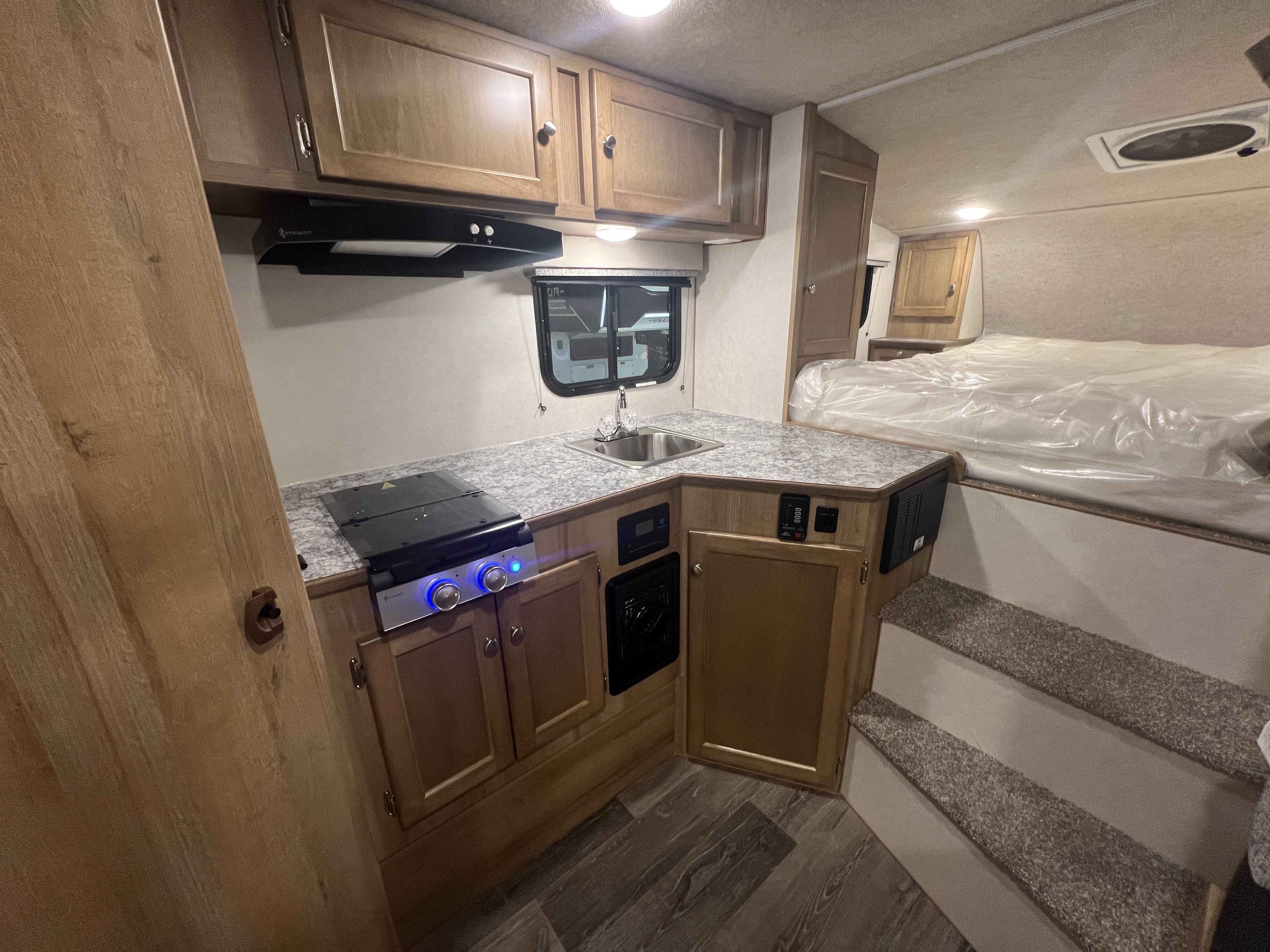 2027 Westland RV Travelaire 80WS - Image 3