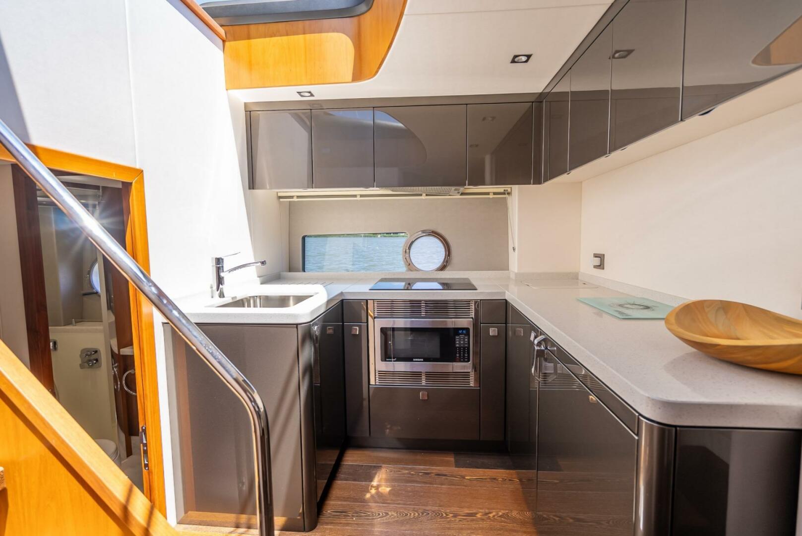 2018 Sunseeker Predator 57 - Image 48