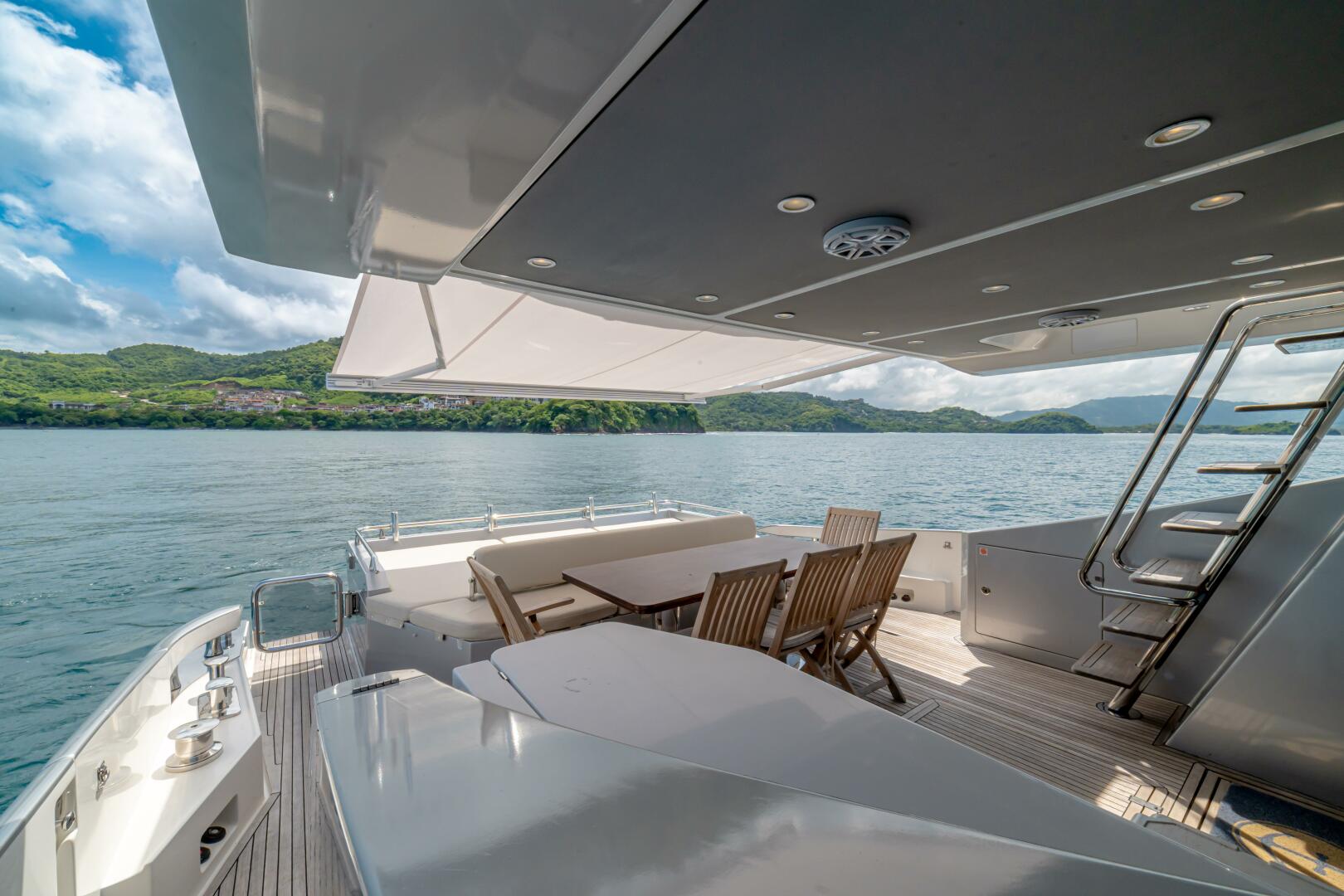 2017 Azimut 77S - Image 40