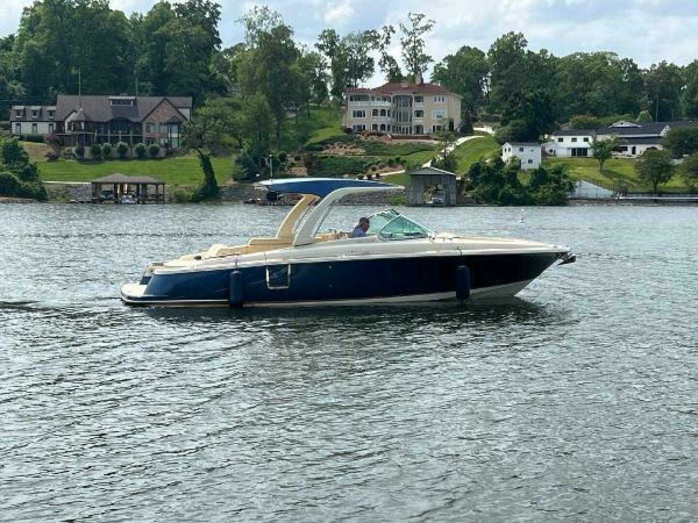 2020 Chris-Craft Launch 31 GT - Image 91