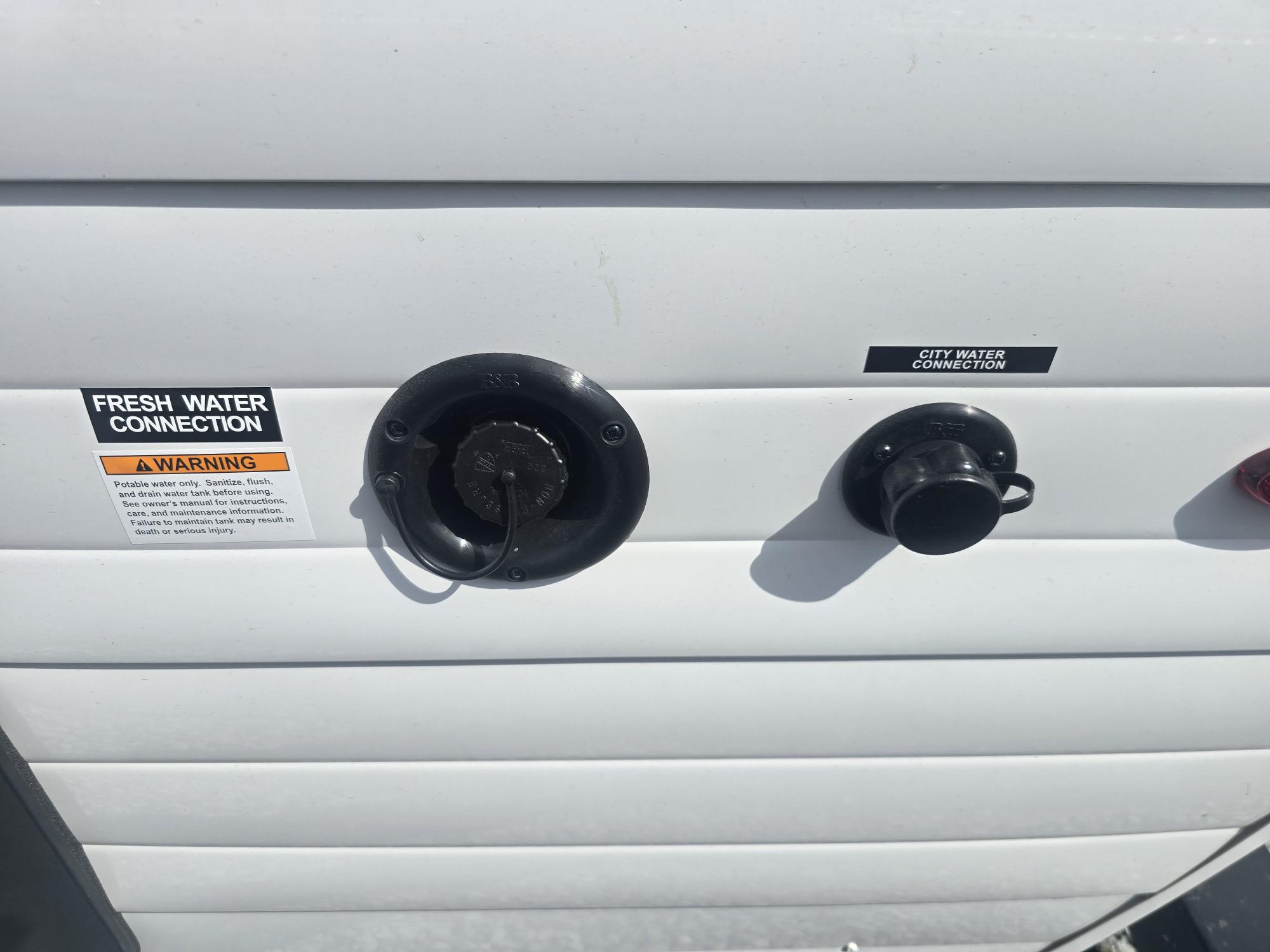 2026 VENTURE RV SIENNA 140VFD - Image 33