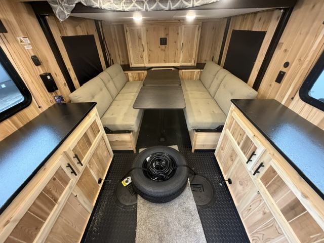 2027 CHEROKEE GREY WOLF 21JBH - Image 20