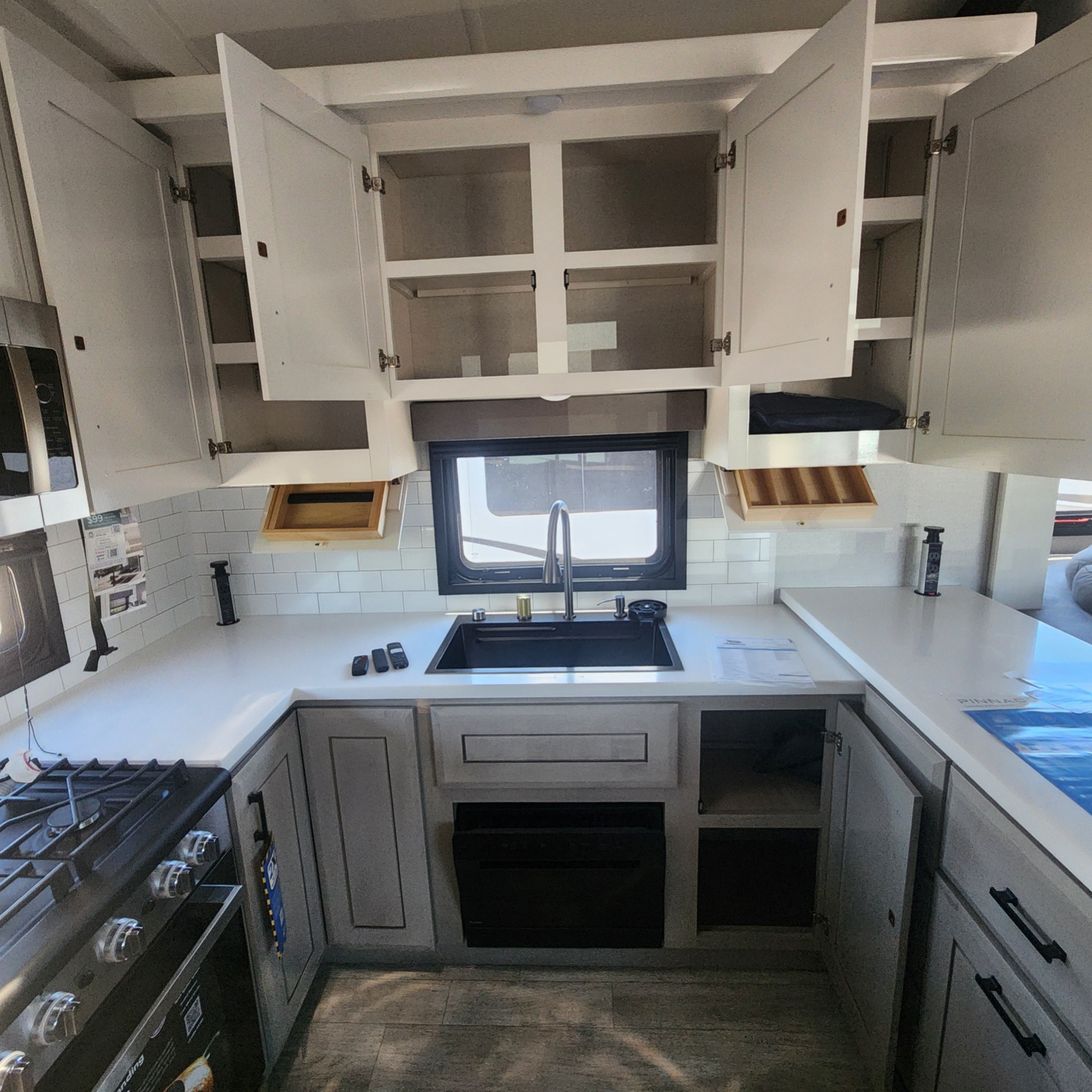 2026 JAYCO PINNACLE 38FBRK - Image 31