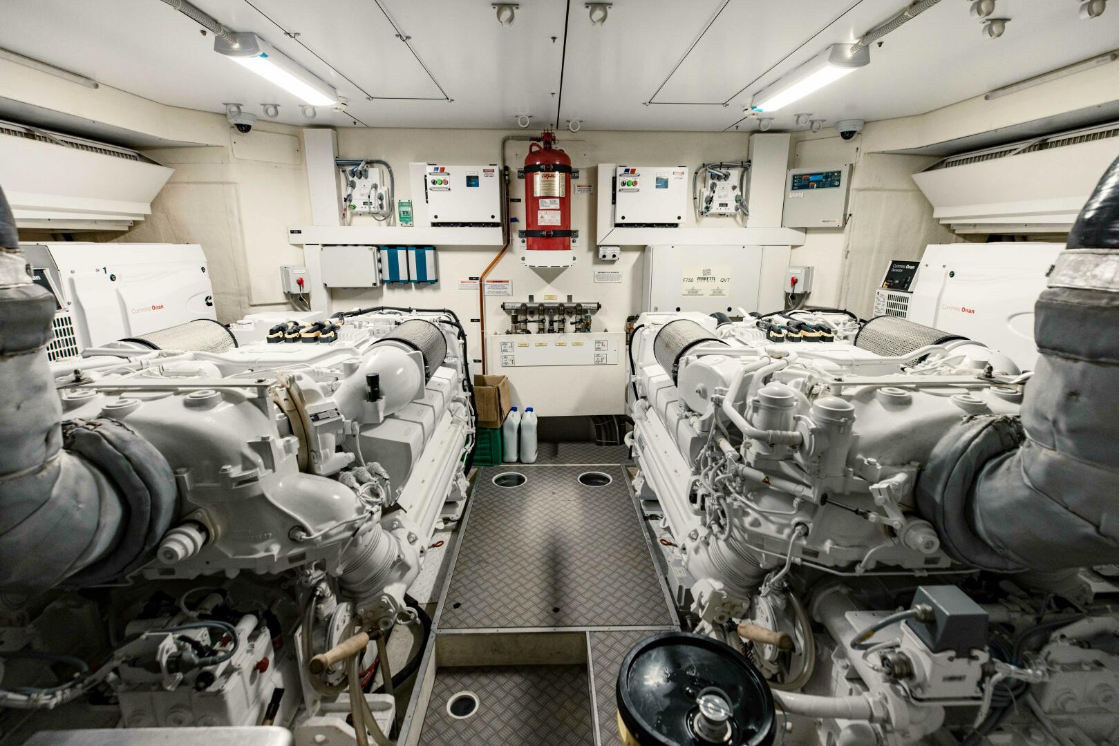 2017 Ferretti Yachts 750 - Image 109