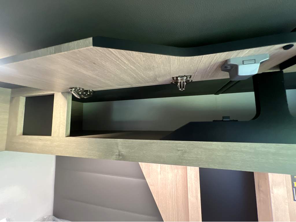 2026 Grand Design Lineage Series M 25TK - Image 21